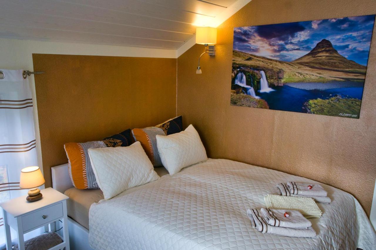 Mycozyplace - Zwei Gemuetliche Zimmer Fuer Vier Dresden Luaran gambar
